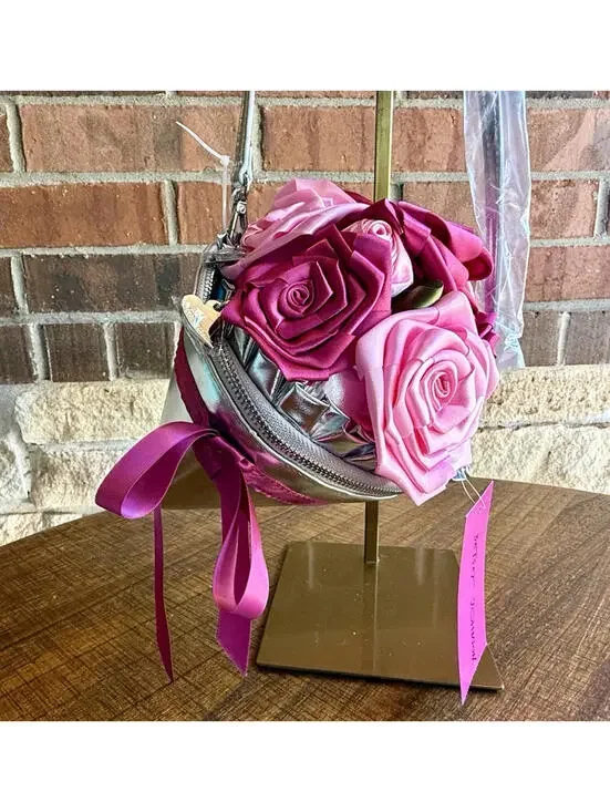 🌸 Betsey Johnson Kitsch Somethin New Bouquet Pink Silver Crossbody Bag NWT - Picture 7 of 14